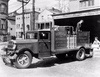 1933 Studebaker S8