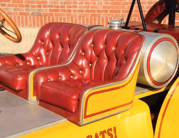 Интерьер Stutz Bearcat Recreation by Barris Kustom '1968