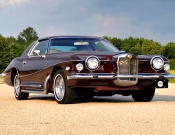 1974–78 Stutz Blackhawk VI