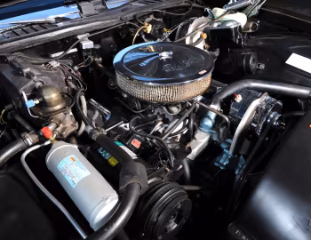Under the hood 1974–78 Stutz Blackhawk VI