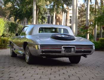1972 Stutz Blackhawk II