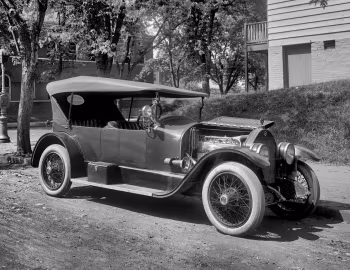 1918 Stutz Model G Touring
