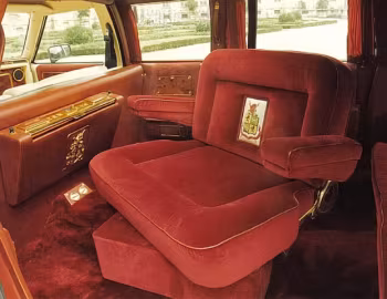 Интерьер Stutz Royale Limousine '1982