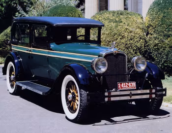 1927 Stutz Model AA Vertical Eight Brougham