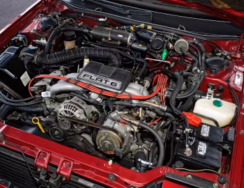 Sob o capô Subaru Alcyone (AX) '1985–91