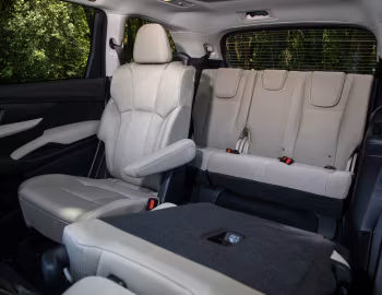 Interior 2019–22 Subaru Ascent Limited [North America] '2018–22