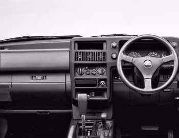 Painel frontal Subaru Bighorn handling by Lotus 3.2 V6 [Japan] (E-UBS25GWS) '02–10.1992