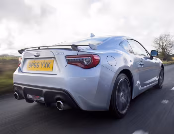 Subaru BRZ [UK-spec] (ZC6) '2016–20