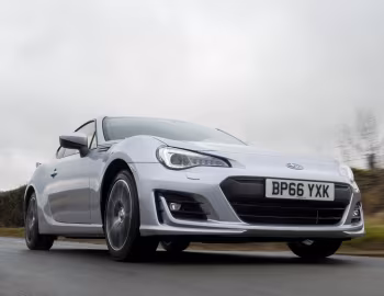 Subaru BRZ [UK-spec] (ZC6) '2016–20