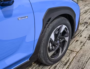 Subaru Crosstrek e-Boxer Limited [Japan] '2023–pr.
