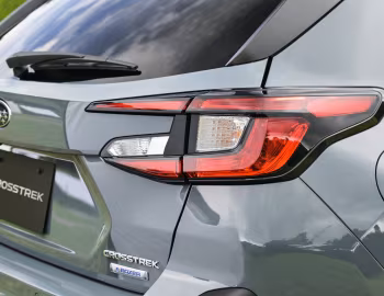 Subaru Crosstrek e-Boxer Touring [Japan] '2023–pr.