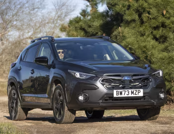 Subaru Crosstrek e-Boxer [UK-spec] '2024–pr.