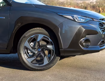 Subaru Crosstrek e-Boxer [UK-spec] '2024–pr.