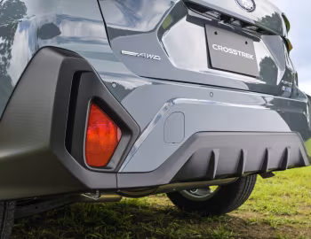 Subaru Crosstrek e-Boxer Touring [Japan] '2023–pr.