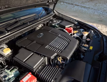 Sob o capô Subaru Crosstrek e-Boxer [UK-spec] '2024–pr.