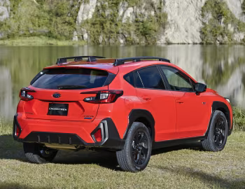 Subaru Crosstrek e-Boxer Touring [Japan] '2023–pr.