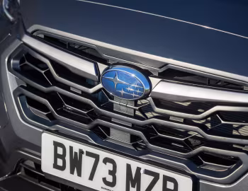 Subaru Crosstrek e-Boxer [UK-spec] '2024–pr.