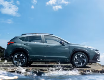 Subaru Crosstrek e-Boxer Limited [Japan] '2023–pr.