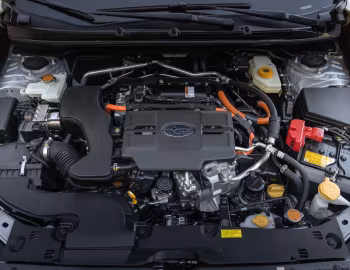 Sob o capô 2026 Subaru Crosstrek Limited Hybrid [North America] '2025–pr.