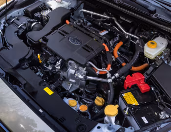 Sob o capô 2026 Subaru Crosstrek Limited Hybrid [North America] '2025–pr.