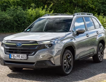 Subaru Forester e-Boxer "Edition Exclusive Cross" [Germany] '2026