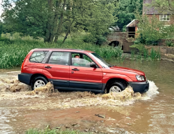 Subaru Forester [UK-spec] (SG) '2003–05