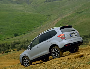 Subaru Forester 2.0X [Worldwide] '2012–16