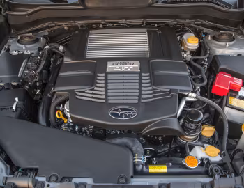 Sob o capô 2017–18 Subaru Forester 2.0XT [North America] '2016–18