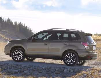 Subaru Forester 2.0XT [Worldwide] '2016–18