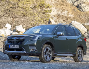 Subaru Forester e-Boxer [Worldwide] '2022–24