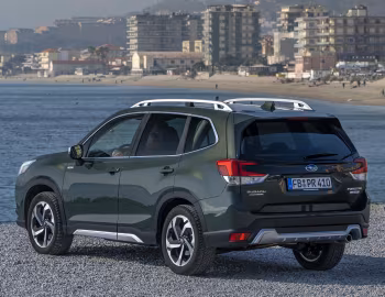Subaru Forester e-Boxer [Worldwide] '2022–24