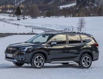 Subaru Forester e-Boxer [Worldwide] '2022–24