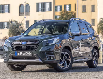 Subaru Forester e-Boxer [Worldwide] '2022–24