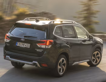 Subaru Forester e-Boxer [Worldwide] '2022–24
