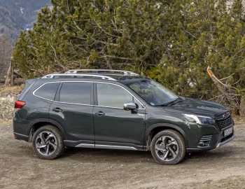 Subaru Forester e-Boxer [Worldwide] '2022–24