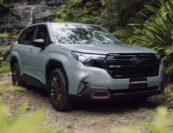 Subaru Forester e-Boxer Sport [Australia] '2025–pr.