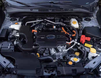 Sob o capô 2025–pr. Subaru Forester Touring Hybrid [North America] '2025–pr.