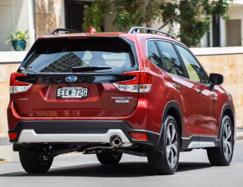 Subaru Forester Hybrid S [Australia] '2020–21