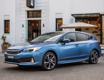Subaru Impreza 2.0i-S 5-door [Australia] '2020–23