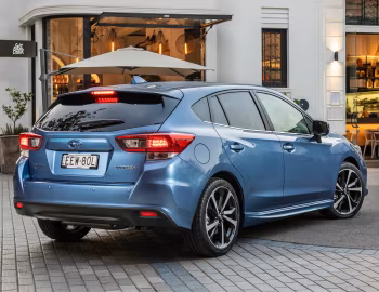 Subaru Impreza 2.0i-S 5-door [Australia] '2020–23