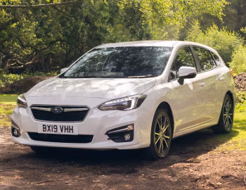 Subaru Impreza 5-door [UK-spec] '2017–19