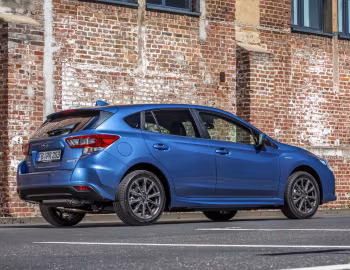 Subaru Impreza e-Boxer 5-door [Worldwide] '2020–23