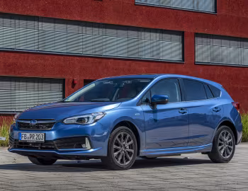 Subaru Impreza e-Boxer 5-door [Worldwide] '2020–23