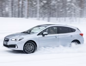 Subaru Impreza e-Boxer 5-door [Worldwide] '2020–23