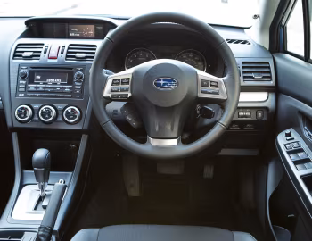 Painel frontal Subaru Impreza [UK-spec] (GP) '2014–16