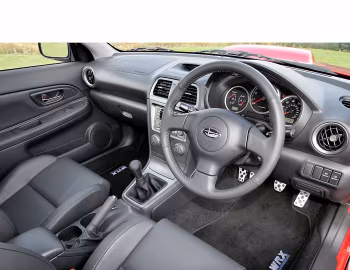 Interior Subaru Impreza WRX [UK-spec] (GD) '2005–07