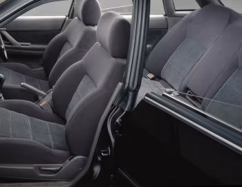 Interior Subaru Legacy 2.0 RS [Japan] (BC) '02.1989–09.1993