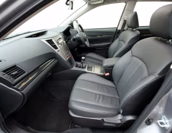 Interior Subaru Legacy 2.0D Sports Tourer [UK-spec] (BR) '2009–12
