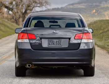 2010–12 Subaru Legacy 2.5i [North America] (BM) '2009–12