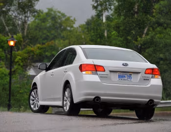 2010–12 Subaru Legacy 3.6R [North America] (BM) '2009–12